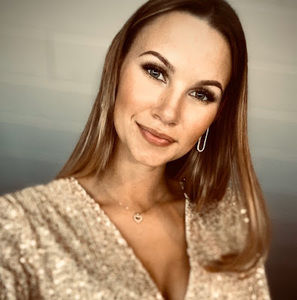 Meet your Posher, Leoni